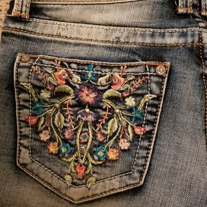 Grace in L.A. jean shorts